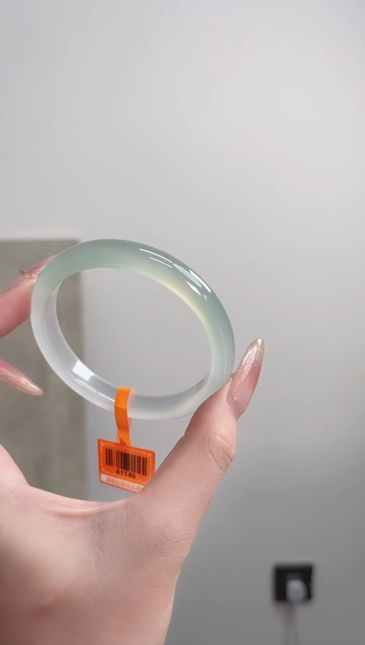 【闪购商品】玛瑙/玉髓手镯未镶嵌58-59圈