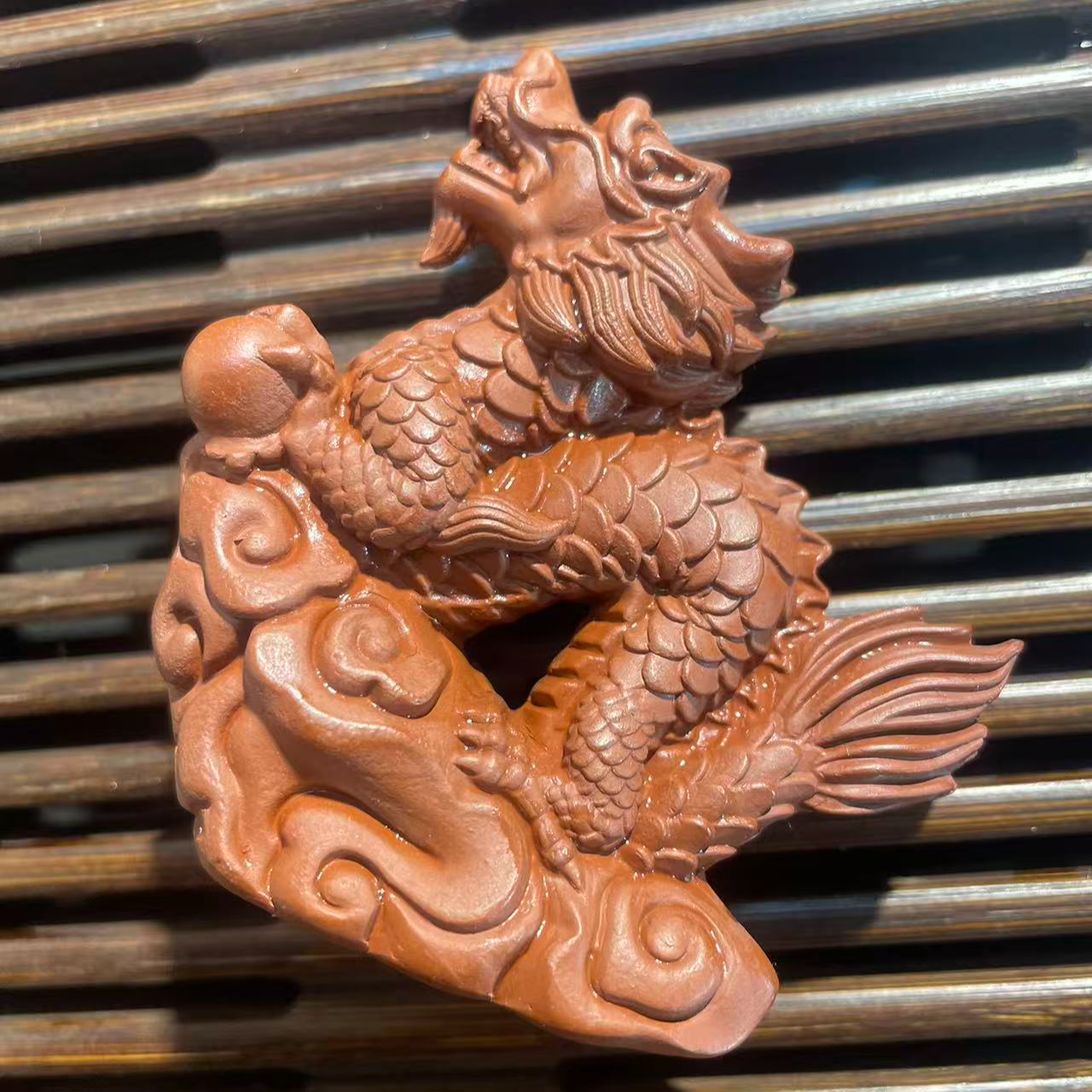 宜兴紫砂全手工制龙血砂麒麟茶宠 重手