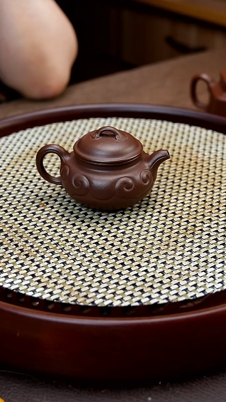 茶壶紫砂紫砂茶壶（如意仿古）