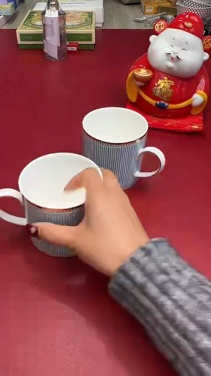 摆件瓷器放漏，全场大漏Y419