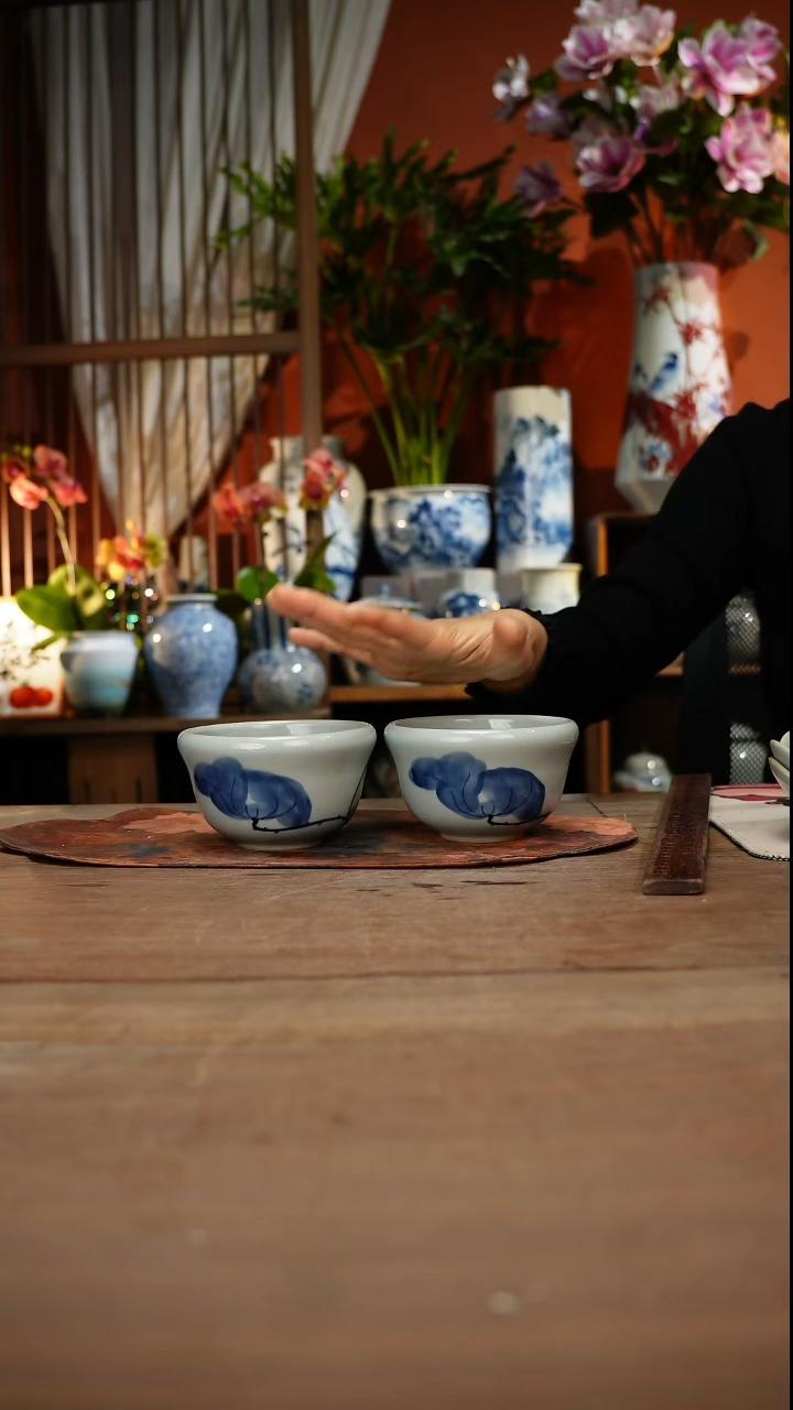 当代高温釉下彩手绘陶瓷餐具