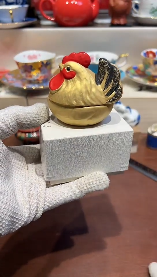 【闪购商品】中古回流瓷器好看，谨慎参拍