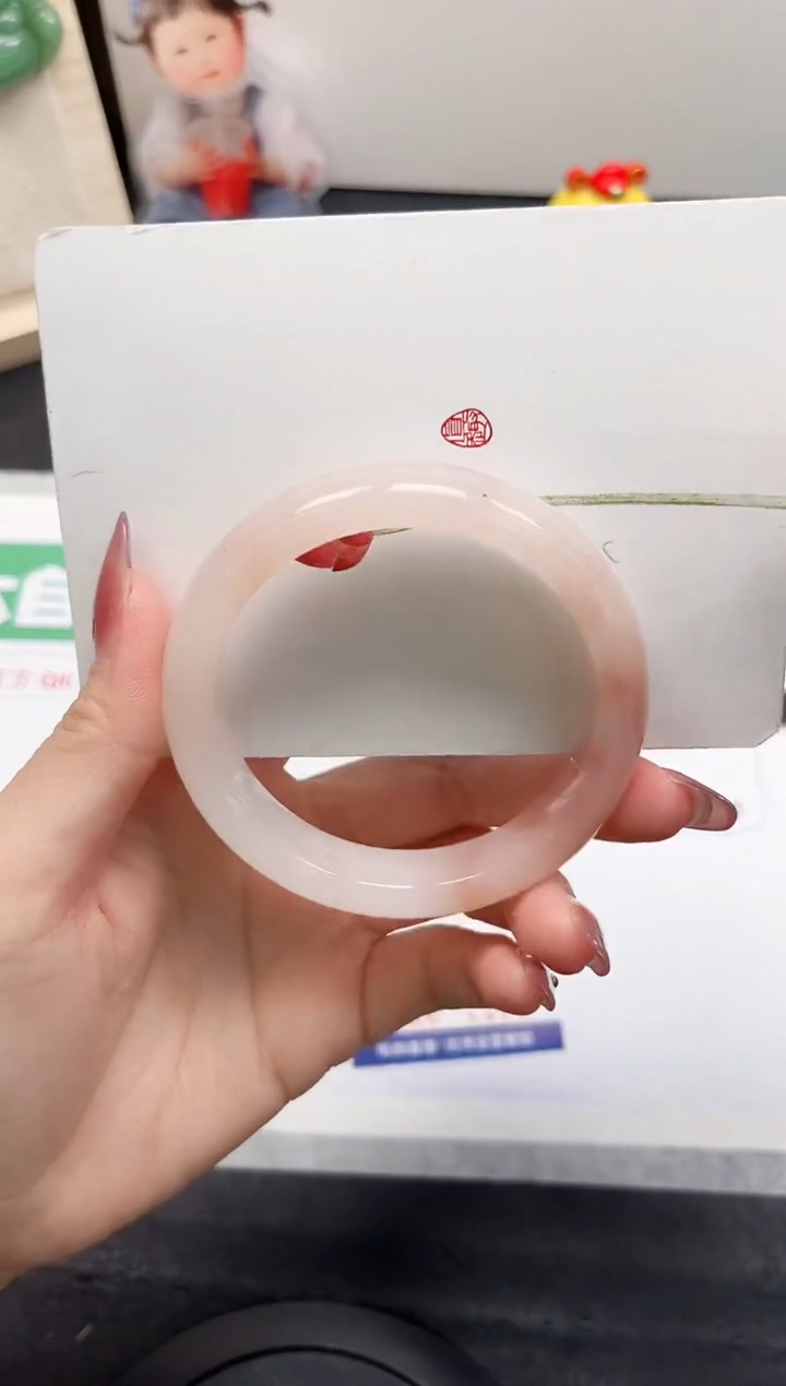 【闪购商品】石英质玉手镯未镶嵌380-58.2