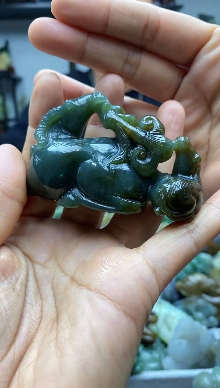 未镶嵌和田玉把件1