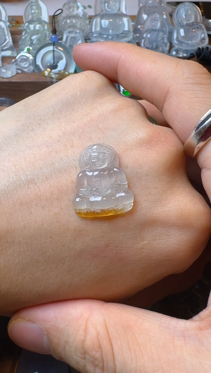 【闪购商品】翡翠裸石未镶嵌观音