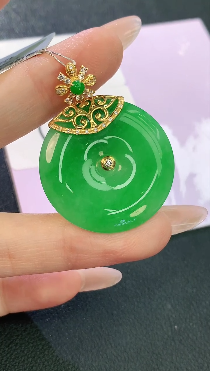 颈饰18K金镶嵌翡翠伽***️ 赠礼盒证书 麦麦