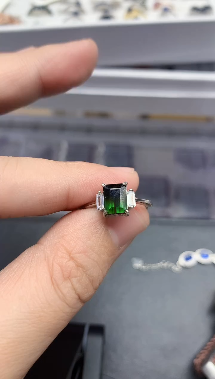 【闪购商品】碧玺戒指银S925镶嵌.........