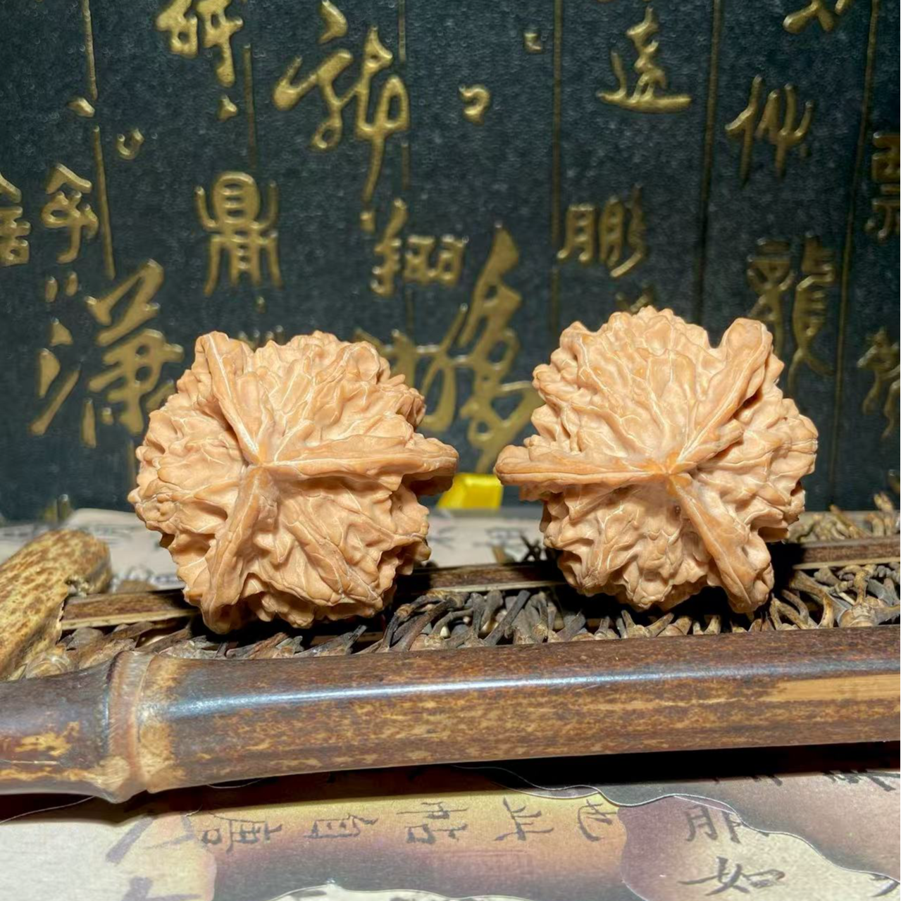 An296文玩核桃把件40天然盘山中桩奔
