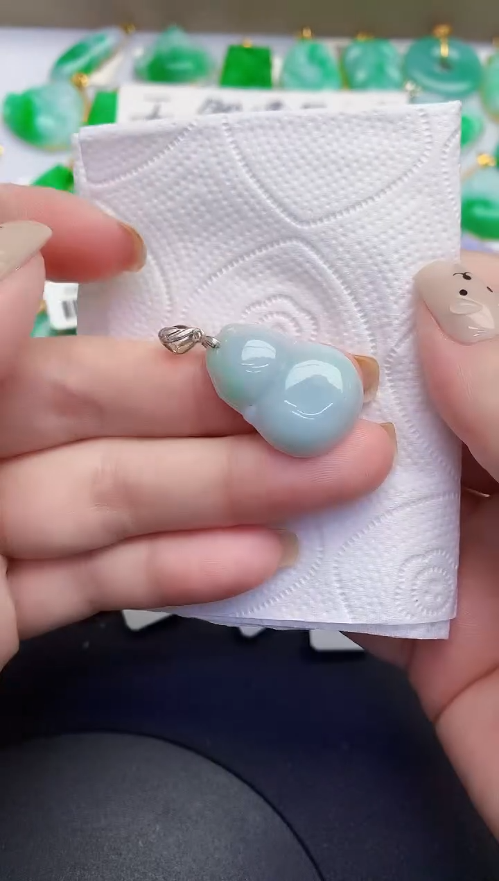 颈饰未镶嵌翡翠缅甸天然翡翠A货