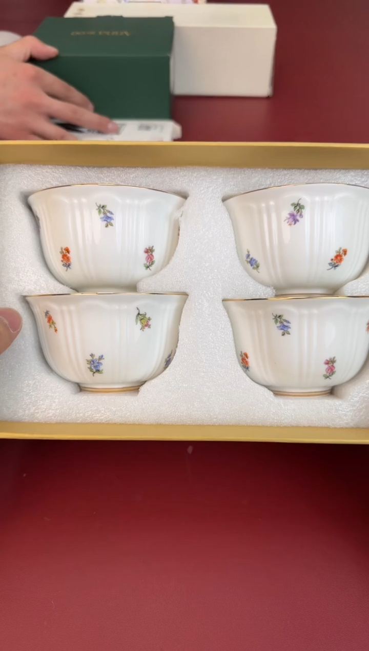 【闪购商品】瓷片新号开播全场漏@@H1858