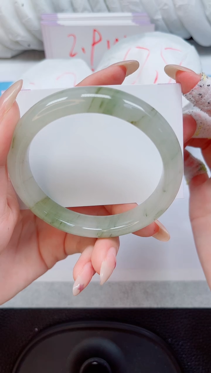 未镶嵌手镯石英质玉260-60/61