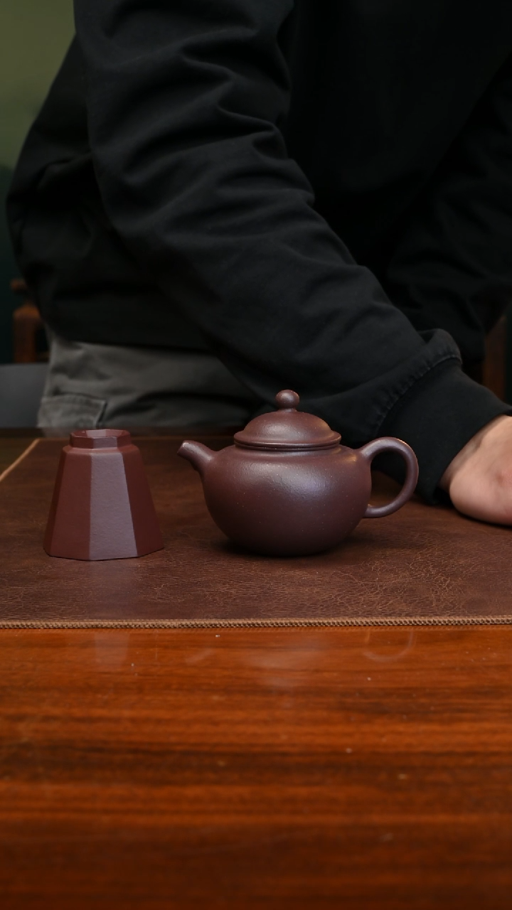 【闪购商品】紫砂茶壶神珠底槽青160cc