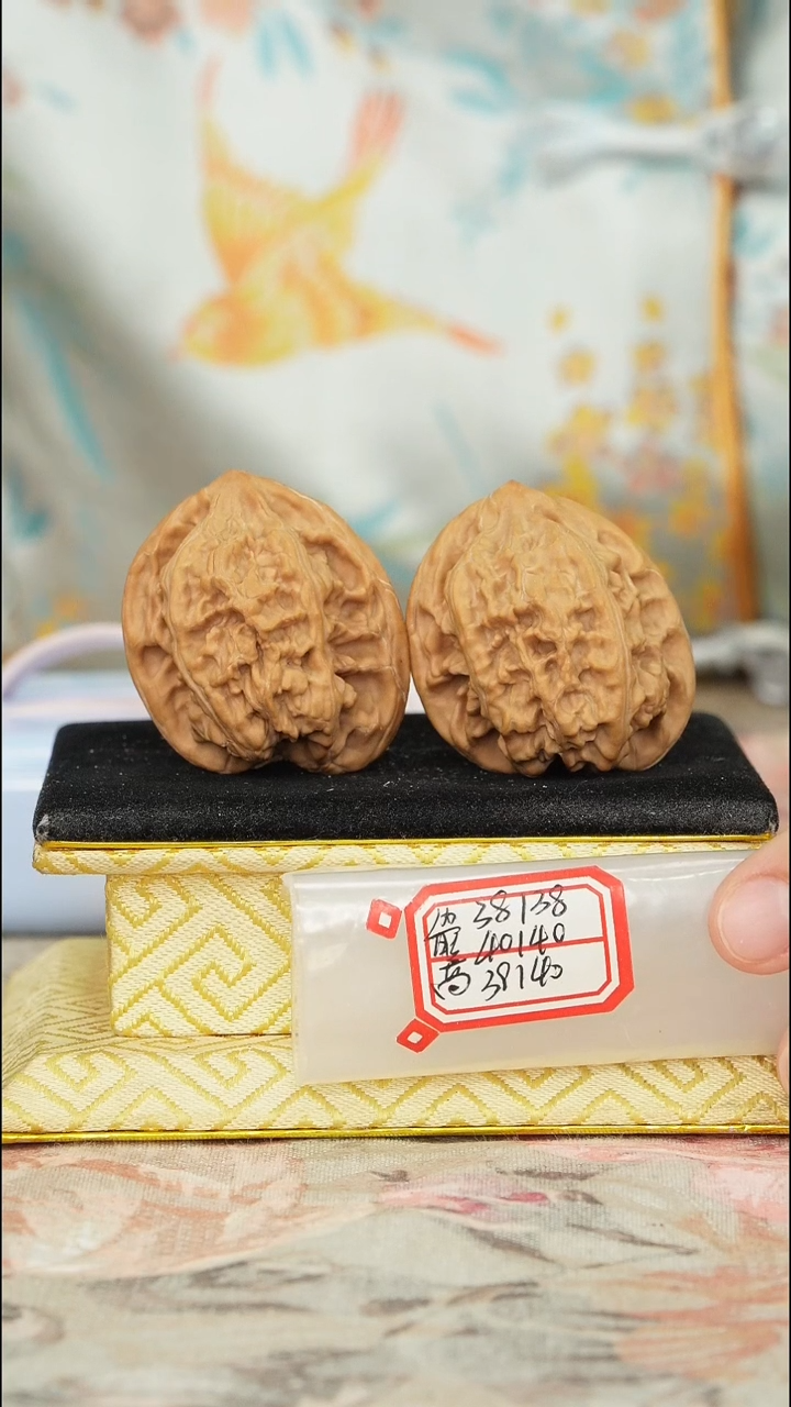 【闪购商品】文玩核桃把件马蹄