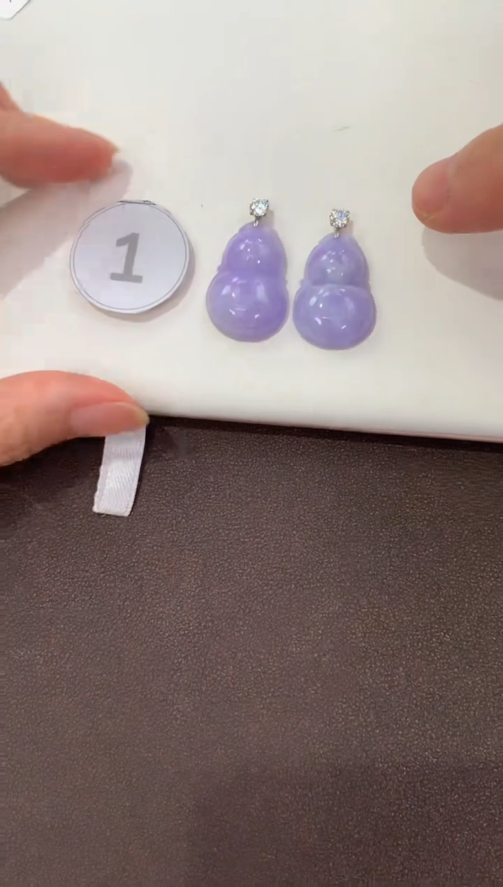 翡翠18K金镶嵌吊坠(赠链)天然缅甸a货翡翠(多样性发其一)