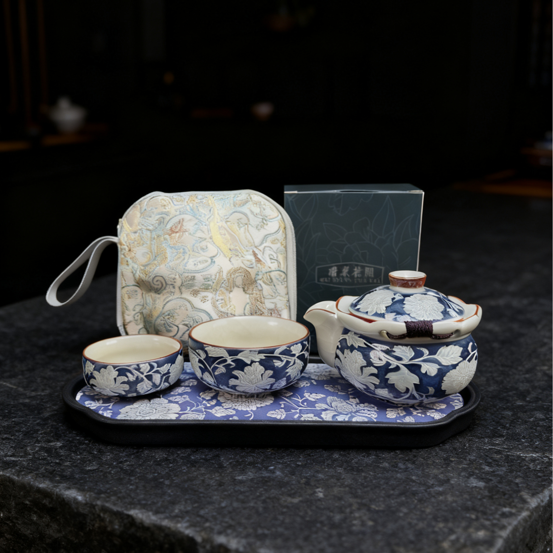 SZ丰序掐丝青花手抓壶+杯子一对+茶盘+收纳包礼盒ZH   4253