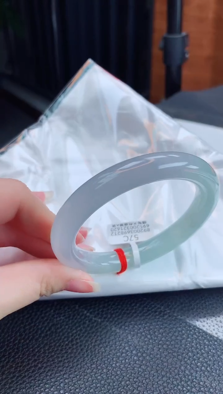 【闪购商品】翡翠手镯未镶嵌缅甸天然翡翠A货手镯