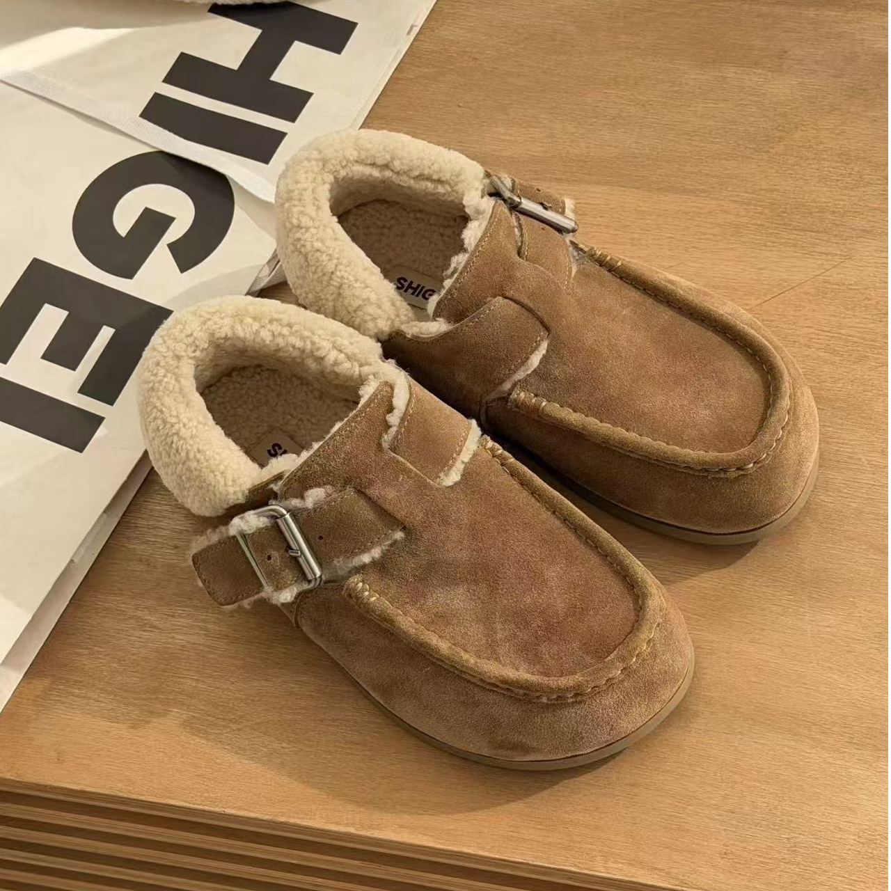 诗歌兰真皮女鞋225冬季新款时尚加绒保暖舒适平底博肯棉鞋女