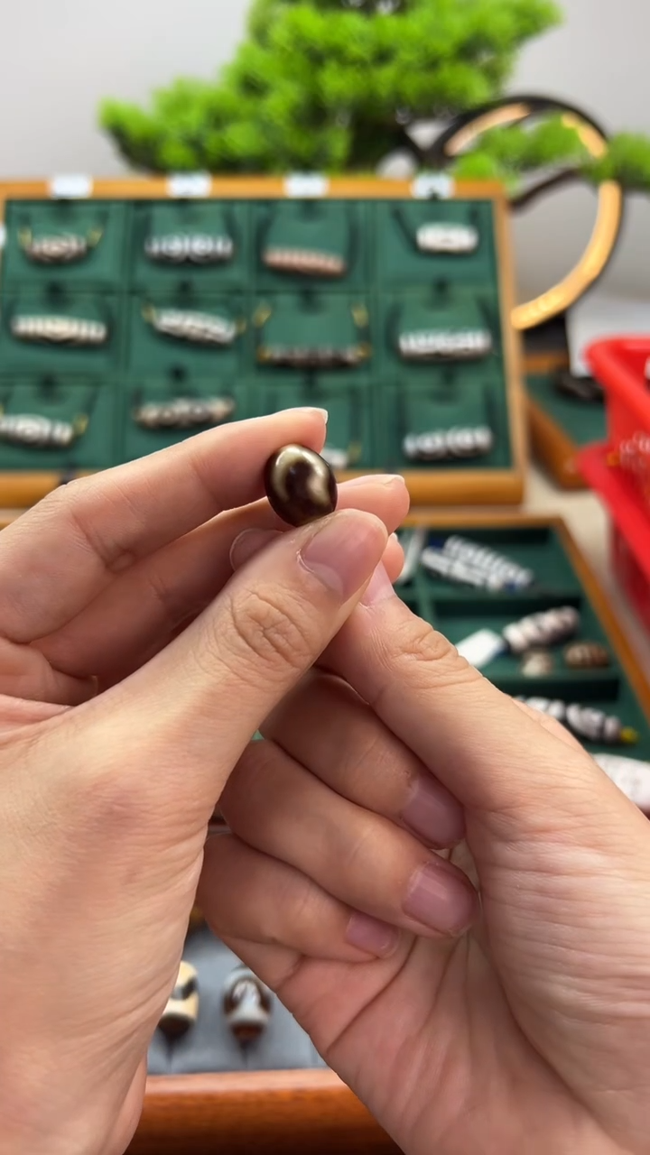 玛瑙/玉髓（覆膜）颈饰未镶嵌5.（微瑕随机发货)