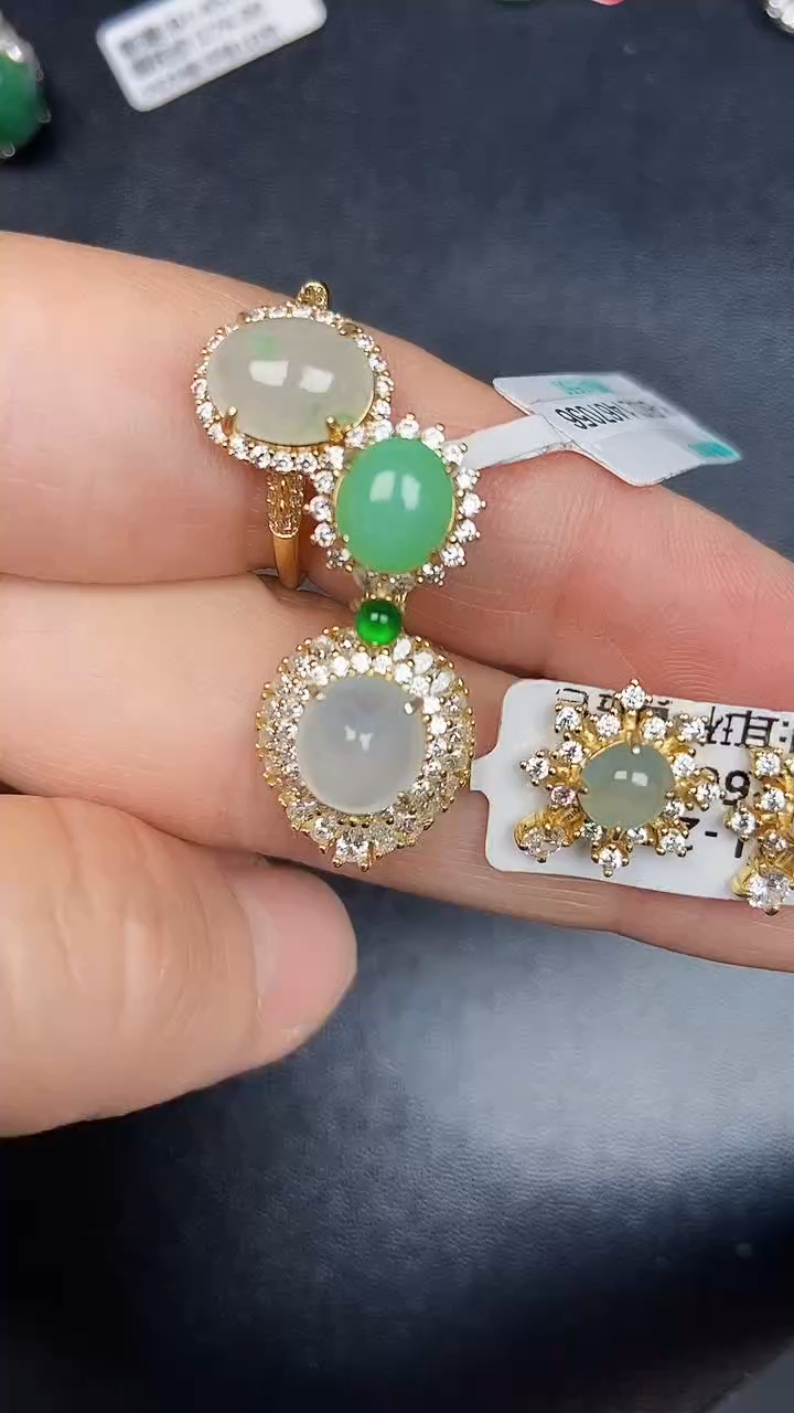 银S925镶嵌戒指翡翠8500