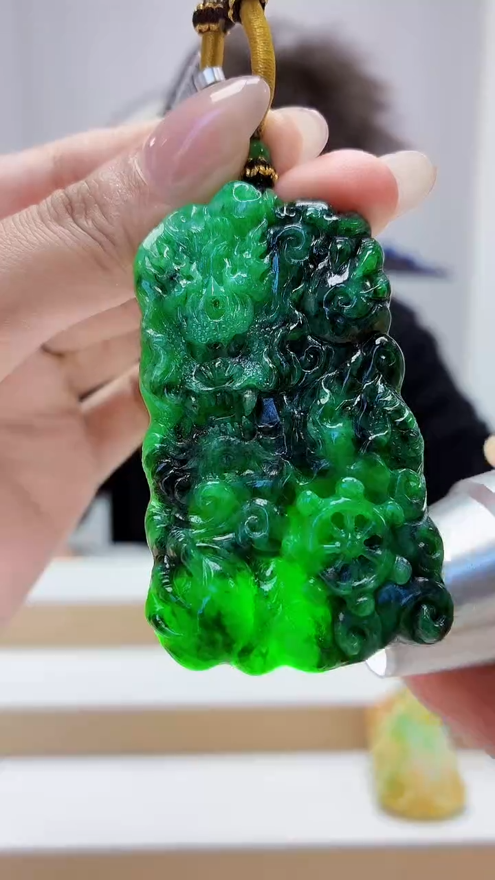 未镶嵌定制翡翠4688MM-毛货挂件91