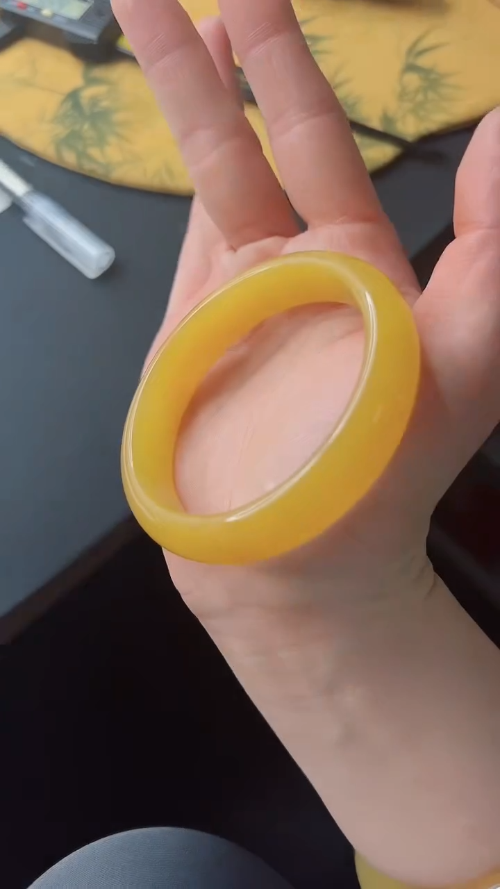 【闪购商品】石英质玉手镯未镶嵌299-58-59