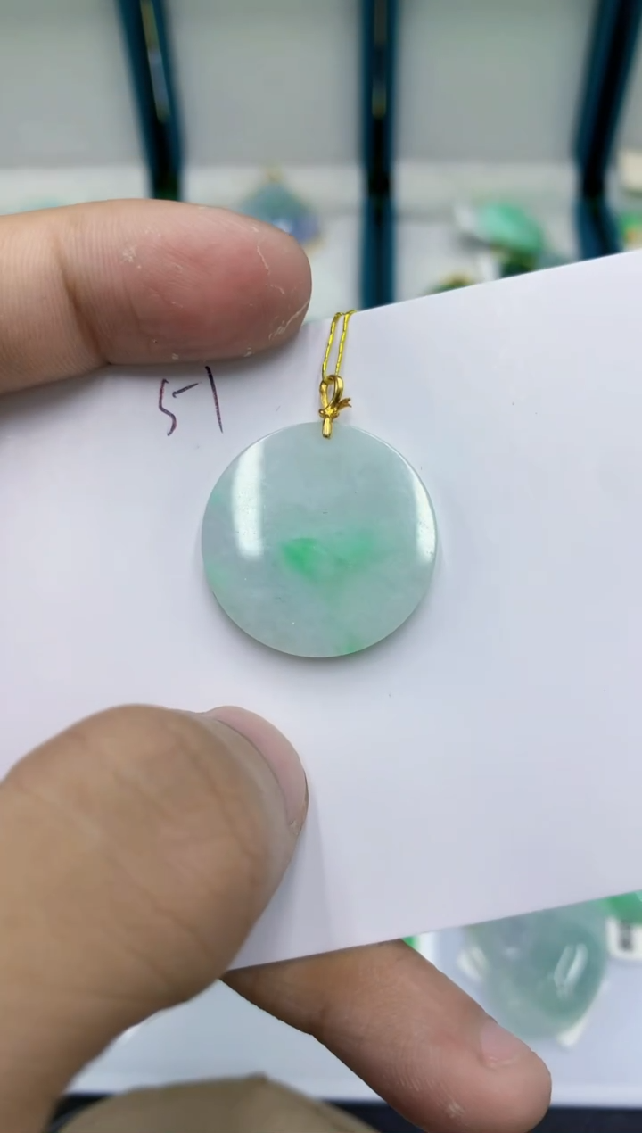 颈饰未镶嵌翡翠1111111111
