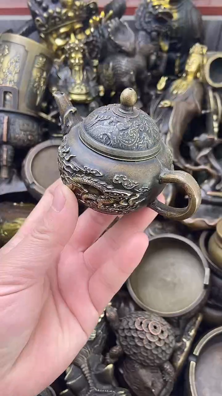 精美铜器，点击下单