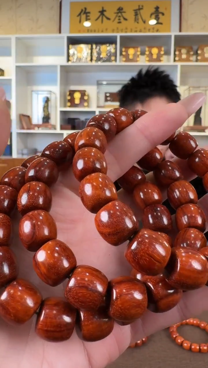 檀香紫檀（小叶紫檀）12*13 直切单圈手串