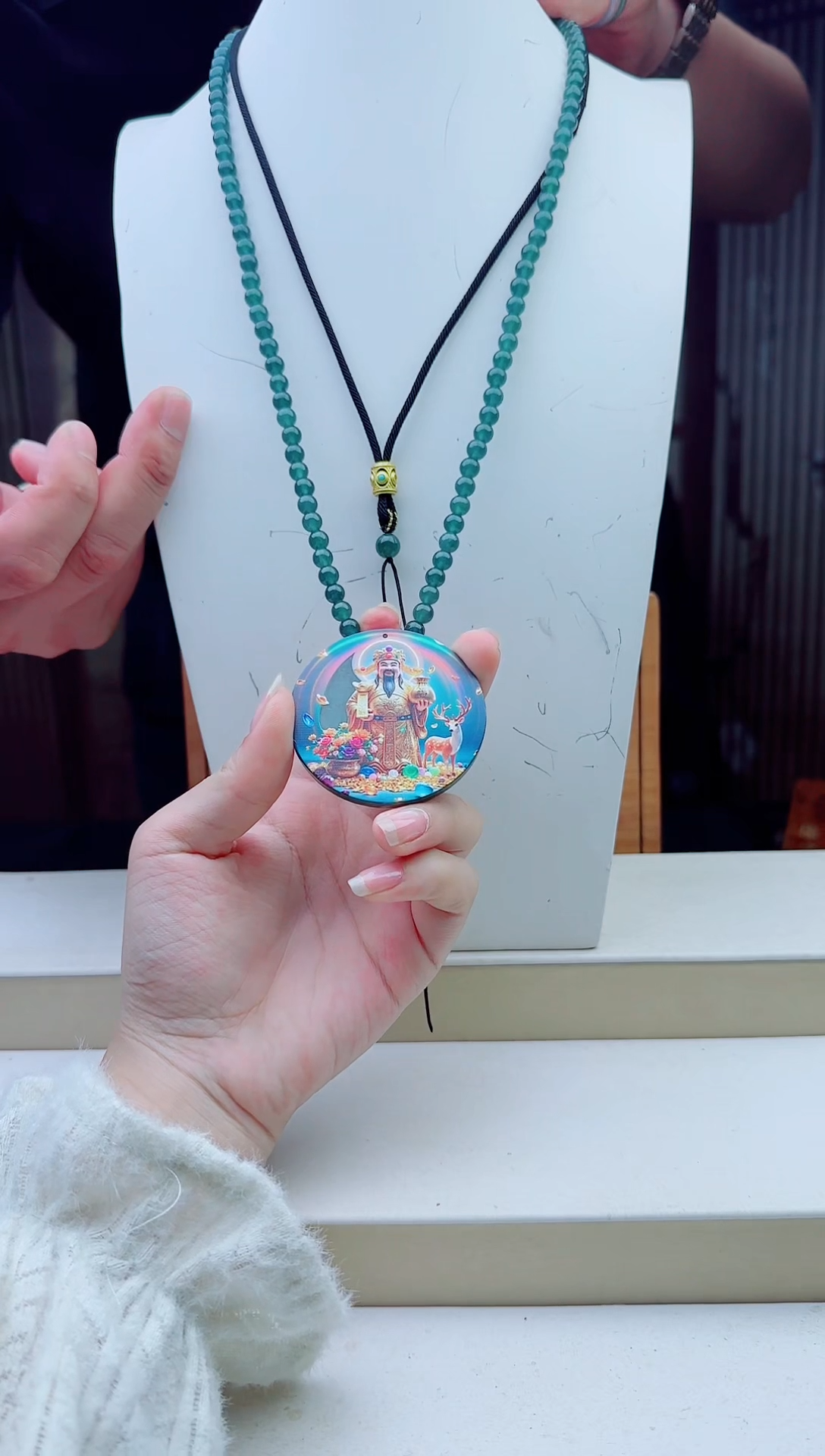 颈饰未镶嵌翡翠多样性发其一