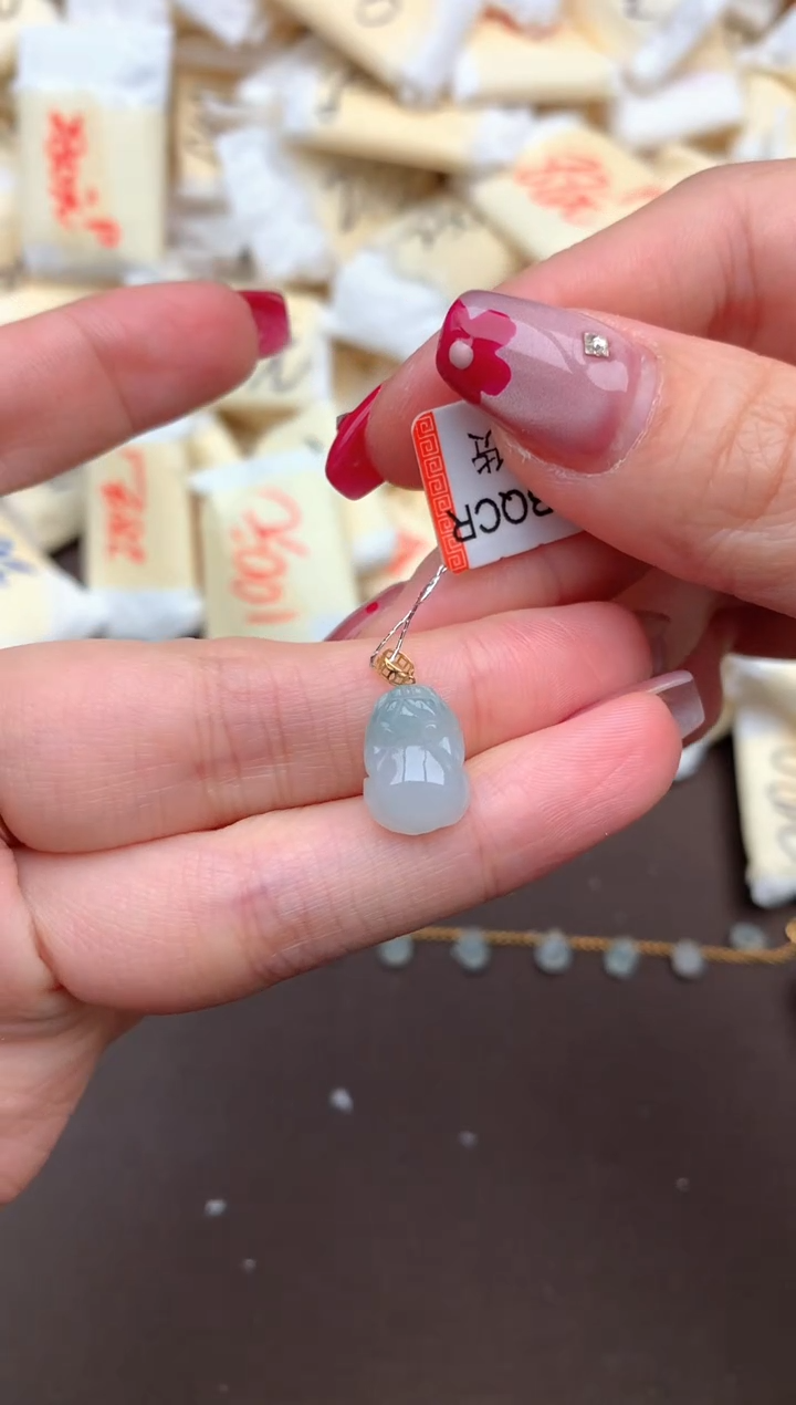 【闪购商品】翡翠挂件18K金镶嵌一 