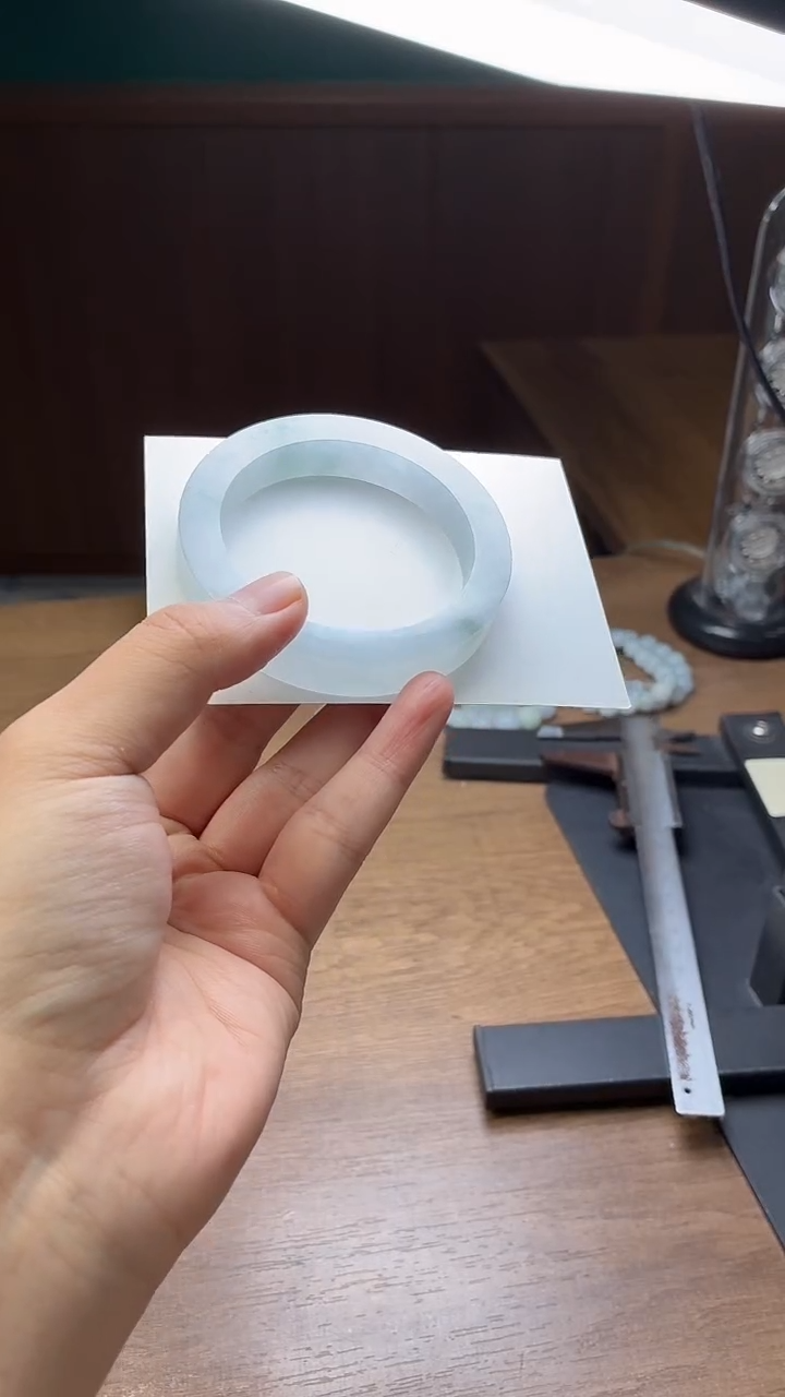 未镶嵌手镯定制翡翠S****.定制