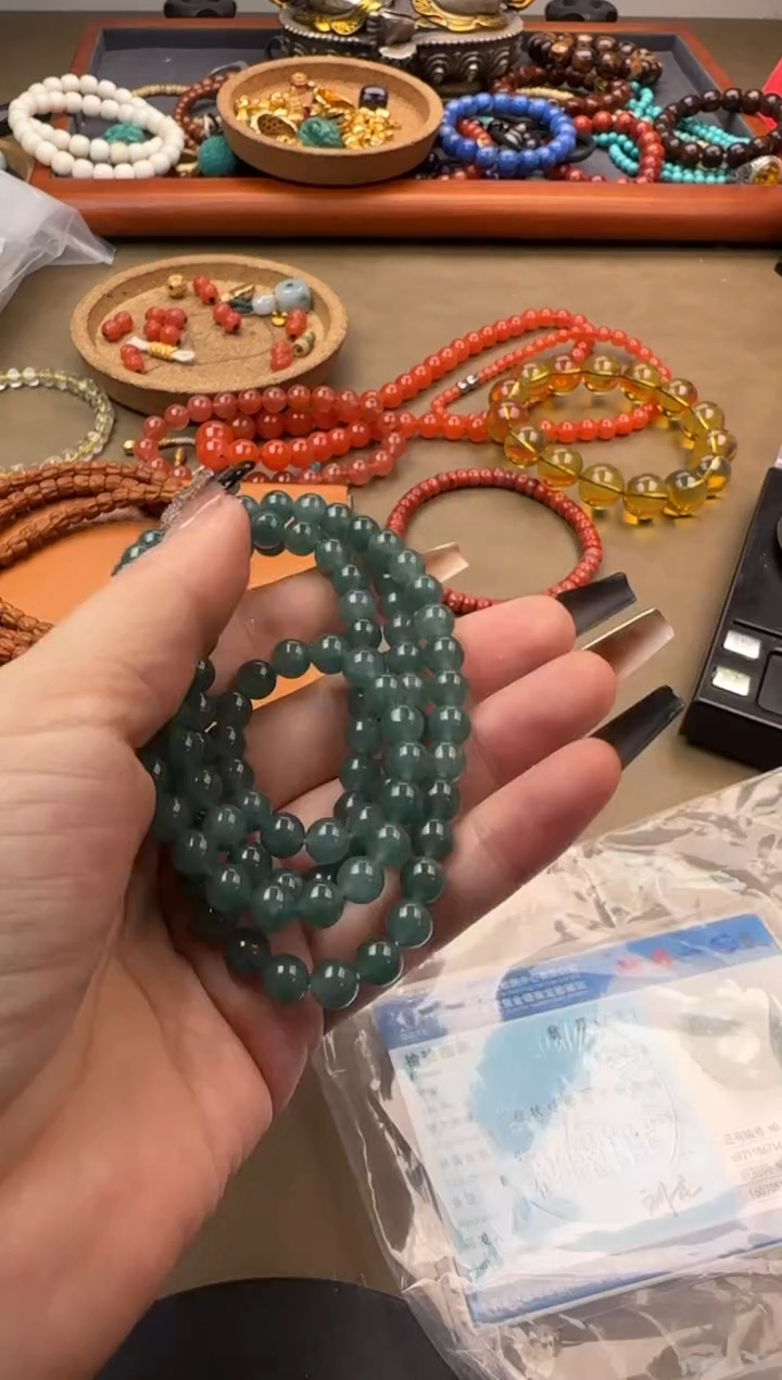 【闪购商品】翡翠手串未镶嵌翡翠手串