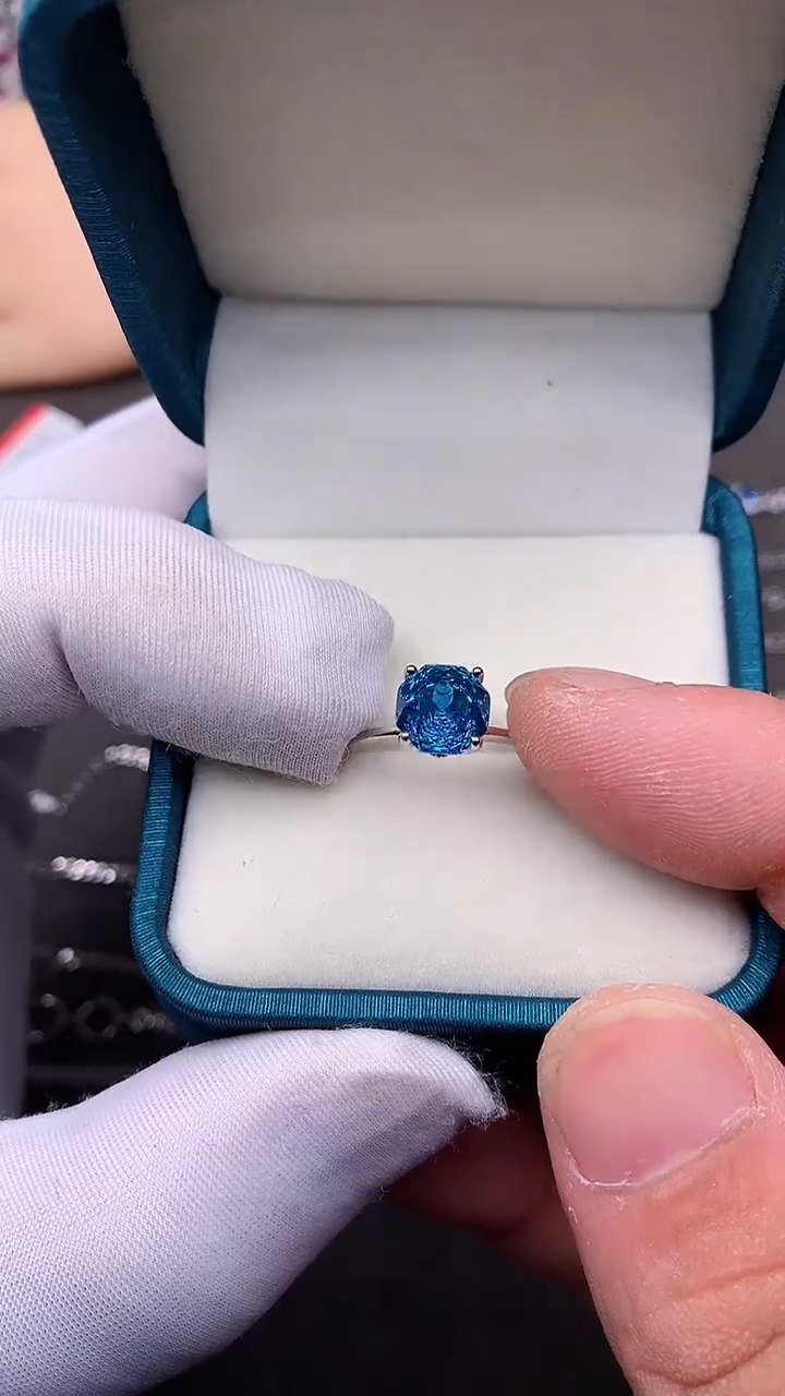 【闪购商品】托帕石戒指银S925镶嵌......