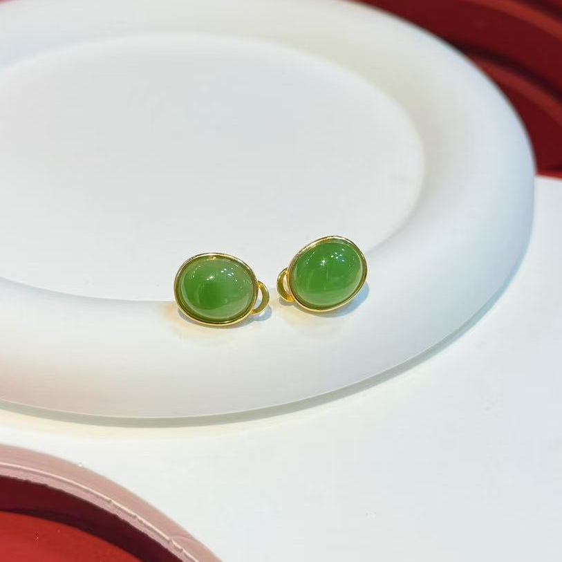 S925银镶嵌10*12m碧玉旦面耳扣HNZ12015