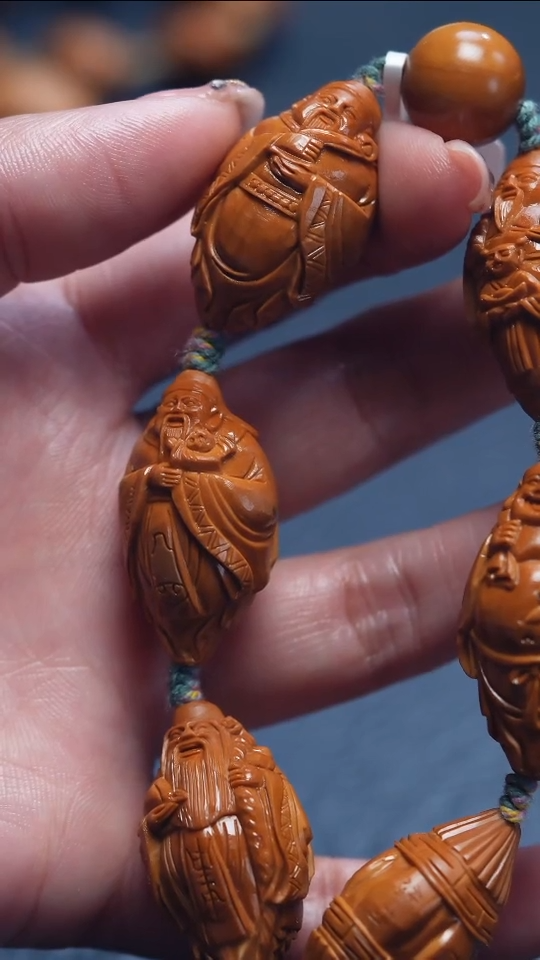 【闪购商品】橄榄核吊坠苏工橄榄核