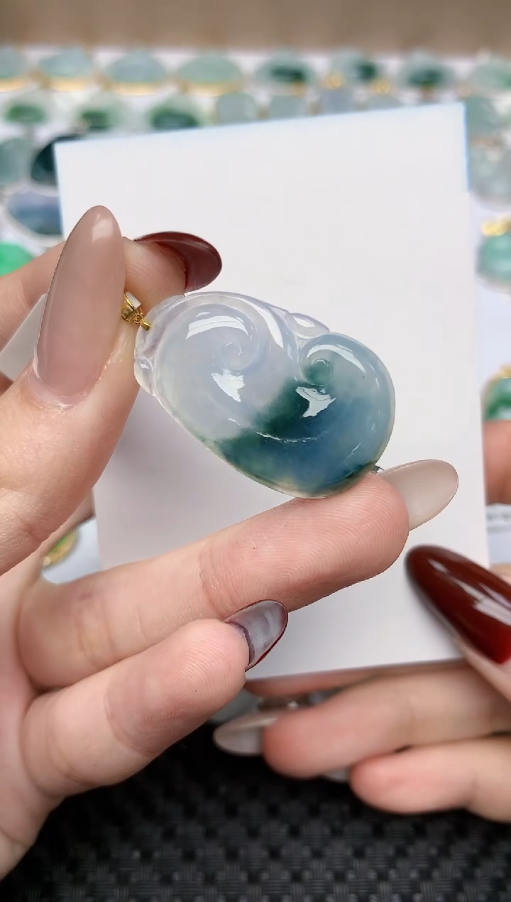 【闪购商品】翡翠颈饰18K金镶嵌天然翡翠a货