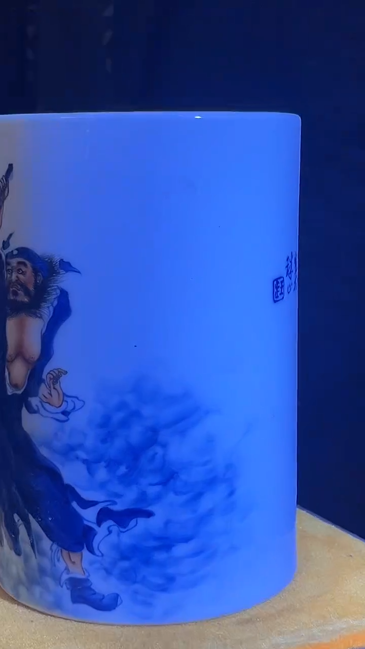 【闪购商品】瓷片28F现代工艺品一个