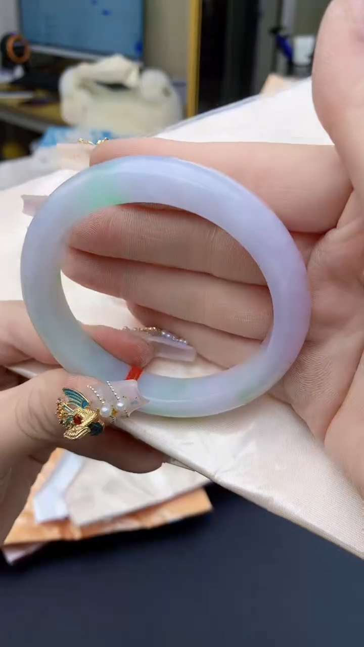 【闪购商品】翡翠手镯未镶嵌0263251522