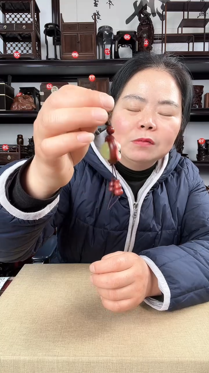 【闪购商品】木2842老李红木工艺品