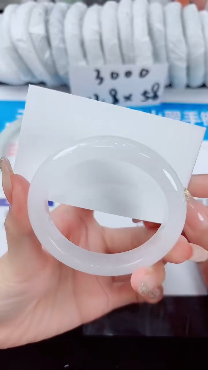 石英质玉手镯未镶嵌14-（60）