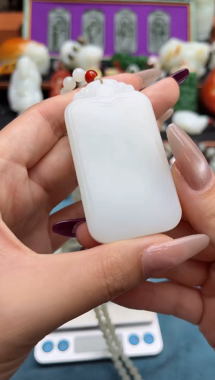 和田玉（子料）未镶嵌颈饰常*威11111