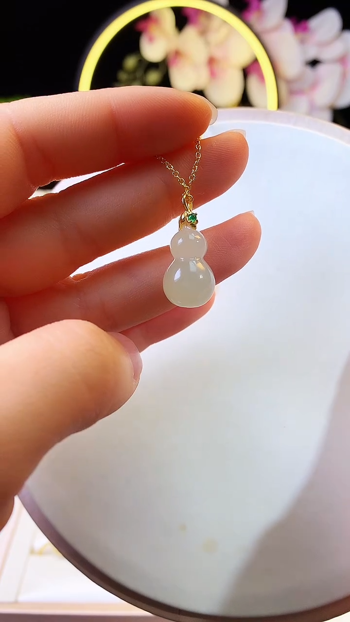 吊坠(赠链)银S925镶嵌和田玉1