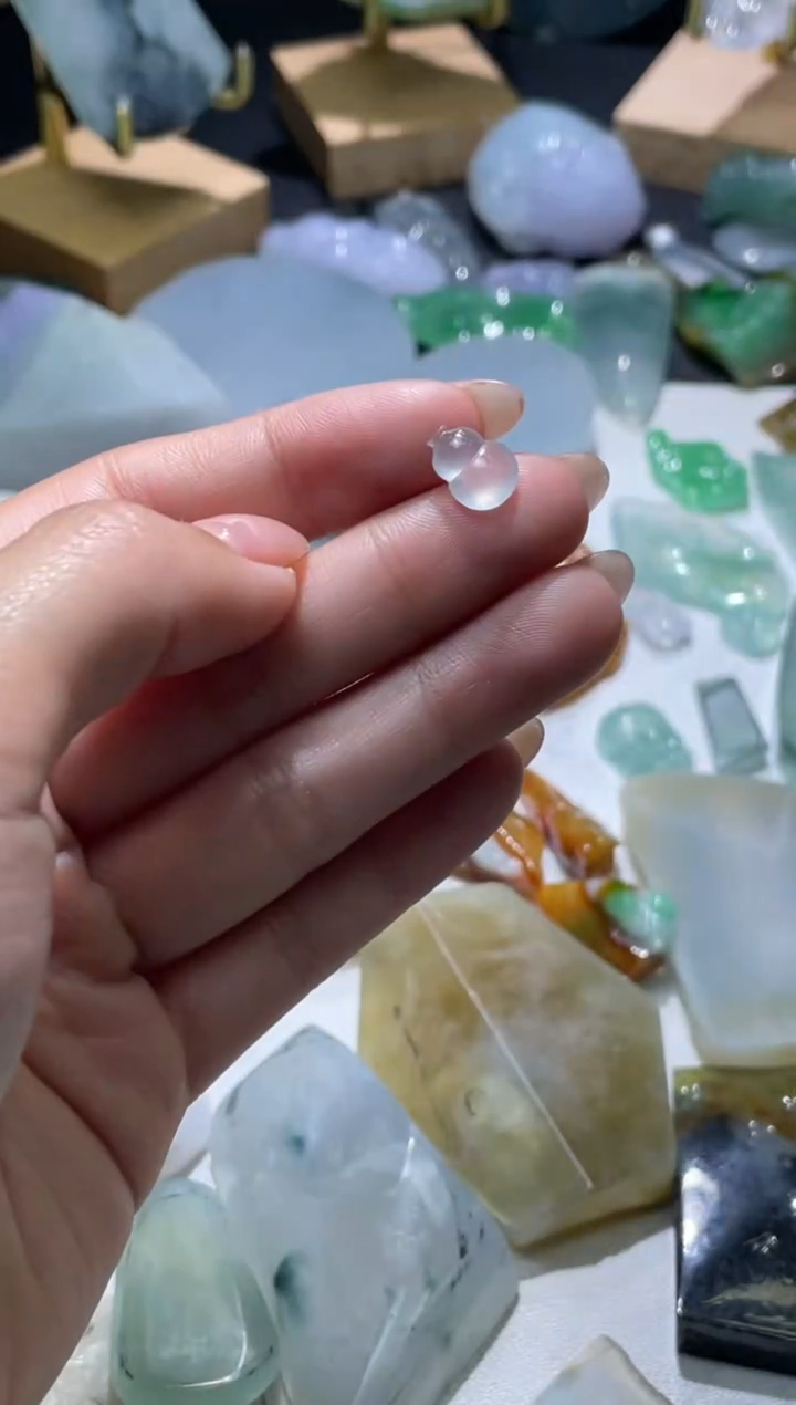 未镶嵌定制翡翠葫芦