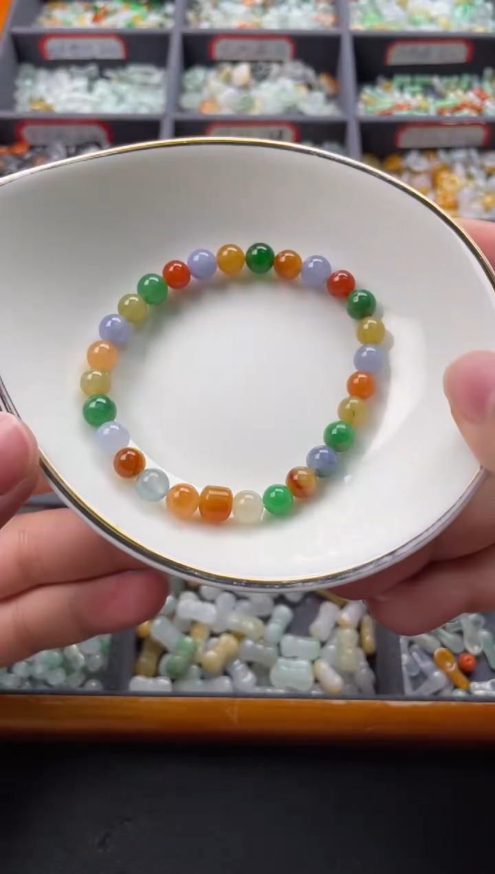 【闪购商品】翡翠颈饰未镶嵌00000012345
