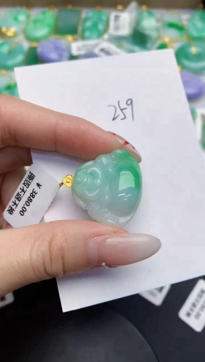 【闪购商品】翡翠颈饰18K金镶嵌000000000000