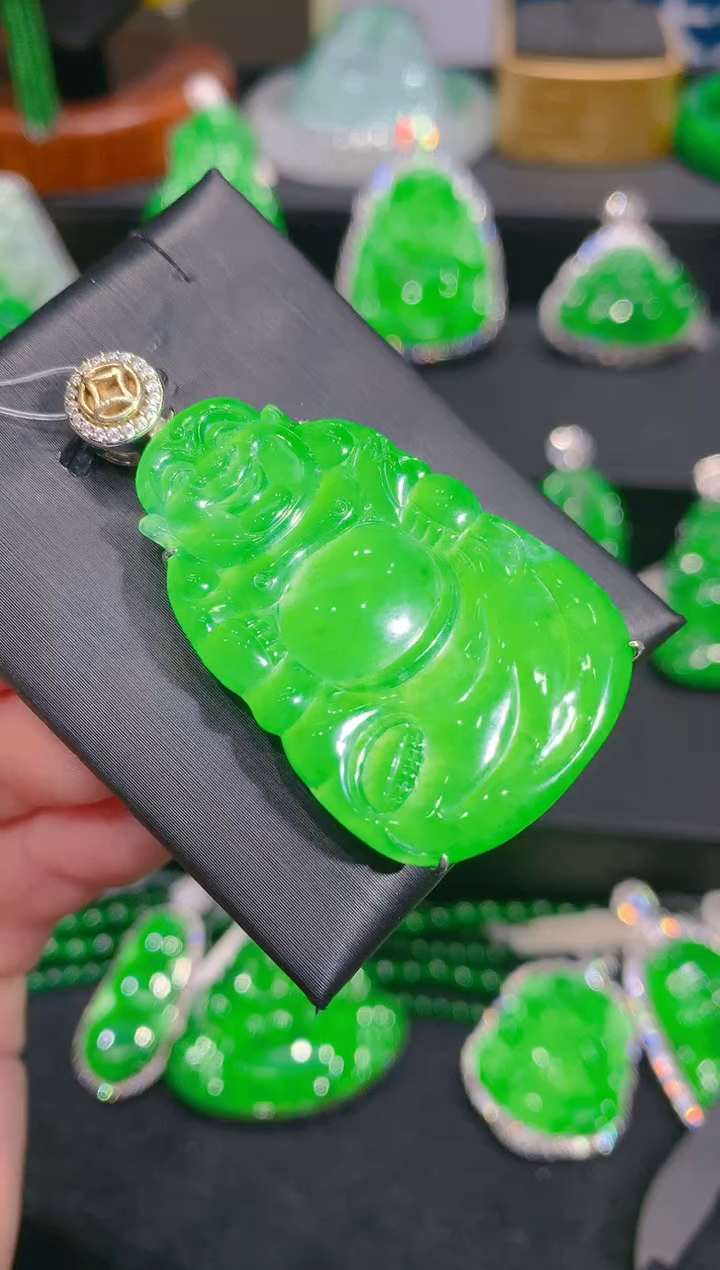 【闪购商品】翡翠颈饰银S925镶嵌33一季