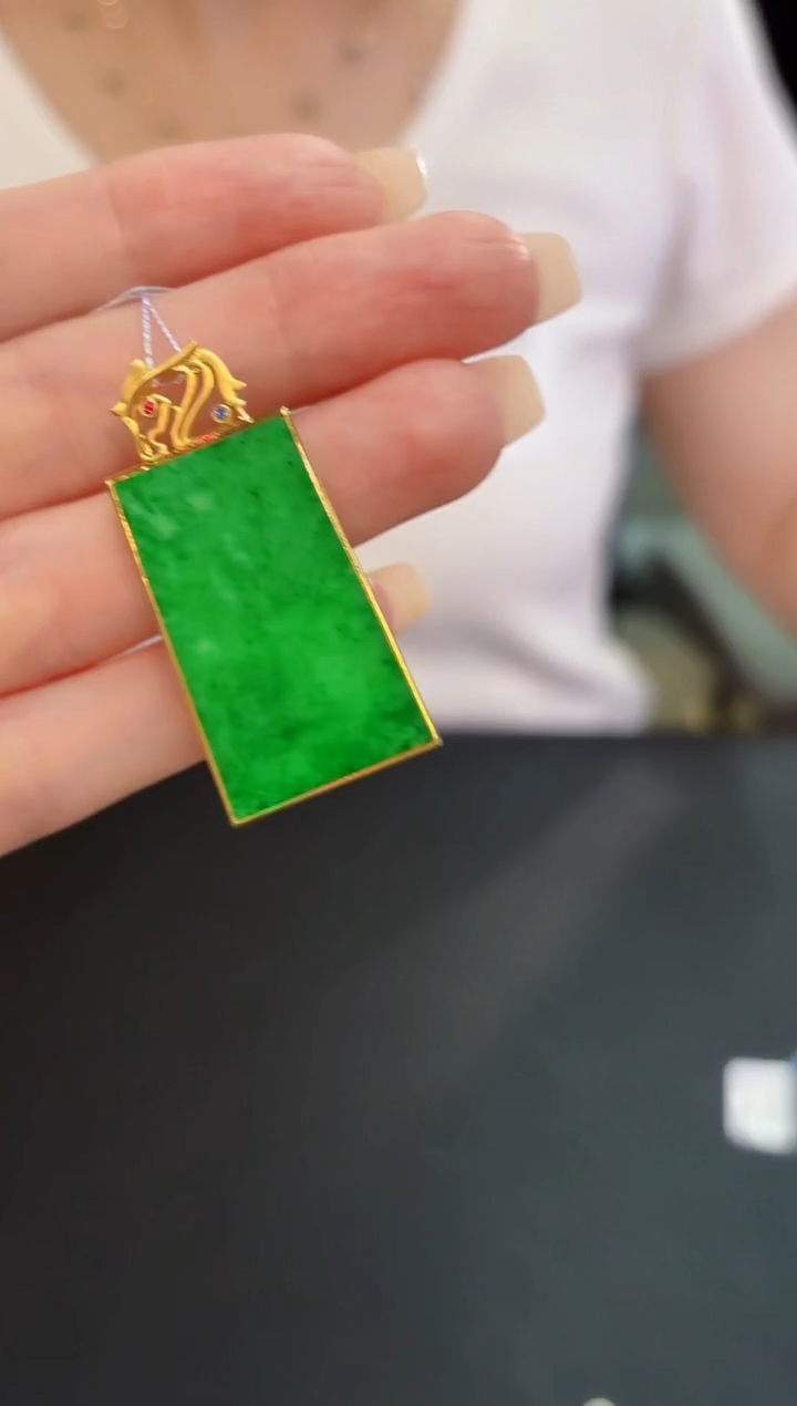 翡翠18K金镶嵌颈饰 缅料A货/支持复检/一件