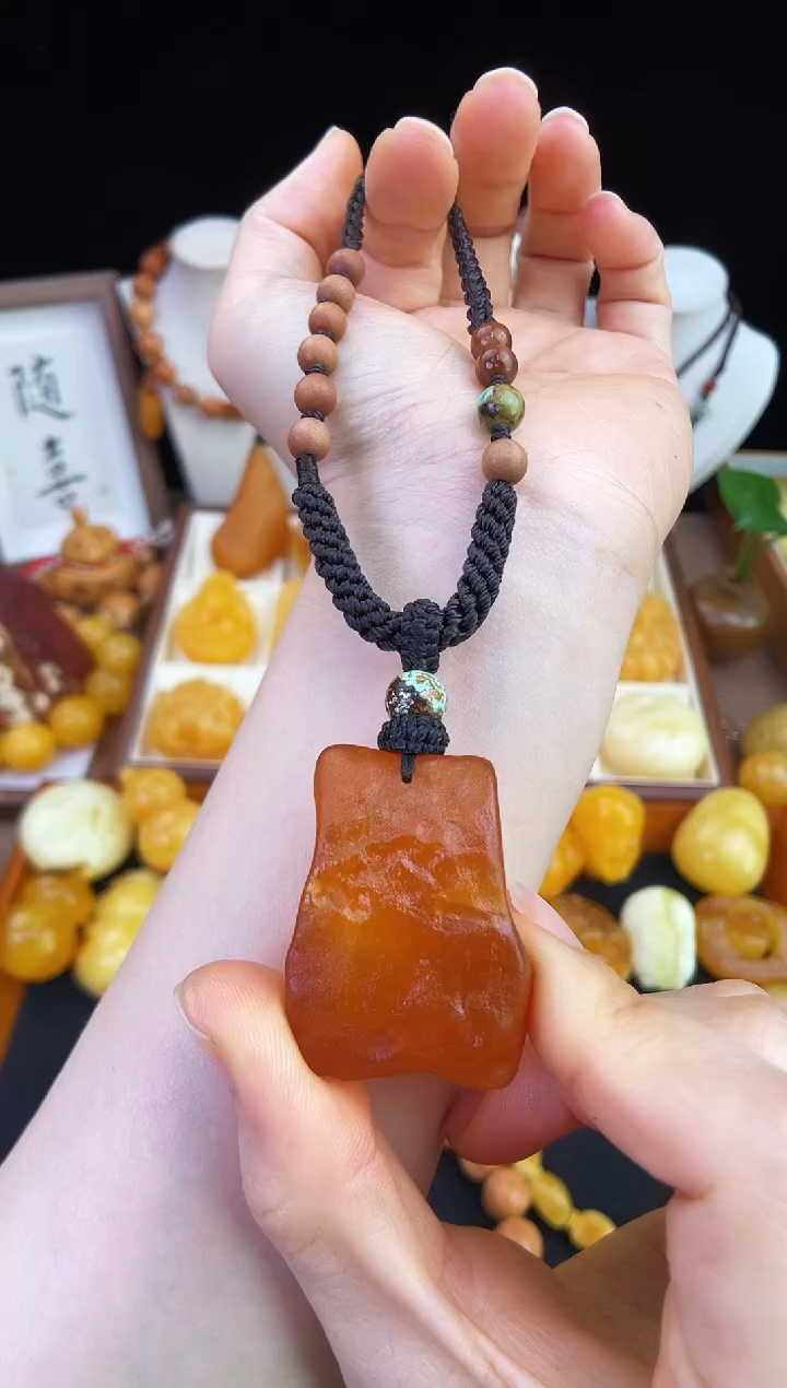 琥珀未镶嵌珠宝奇石柒月