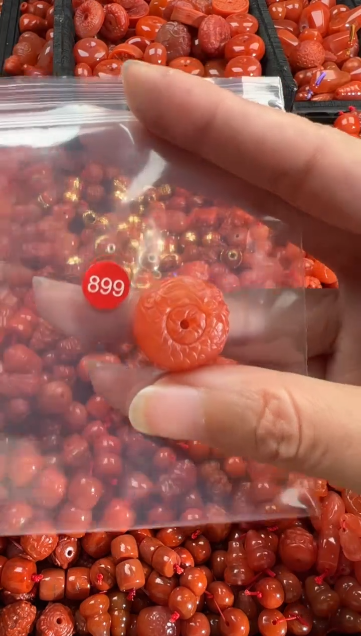 【闪购商品】南红玛瑙颈饰未镶嵌1