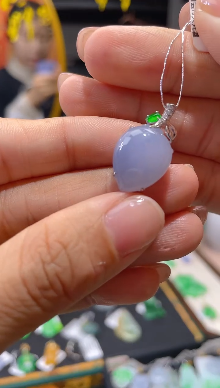 【闪购商品】翡翠颈饰18K金镶嵌假一赔三